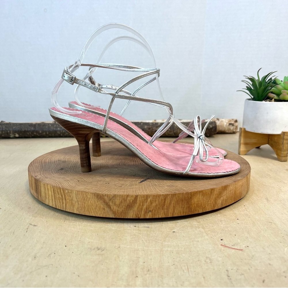 Lilly Pulitzer | Silver and Pink Strappy Kitten Heeled Sandals Size 8.5